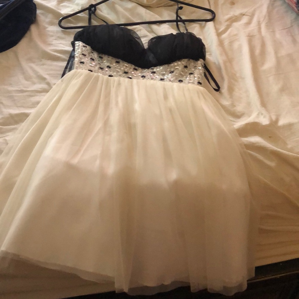 Dress for prom / graduation or any holiday party